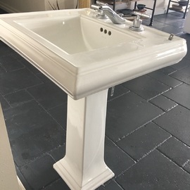 Kohler Memoirs Pedestal Sink